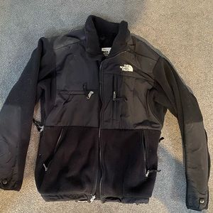 Men’s North face size small